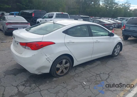 2013 Hyundai Elantra Gls z USA, uszkodzony, nr VIN 5NPDH4AE9DH241821